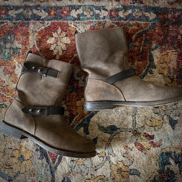rag & bone Shoes - Womens' Rag & Bone Moto Boots ~ Size 9